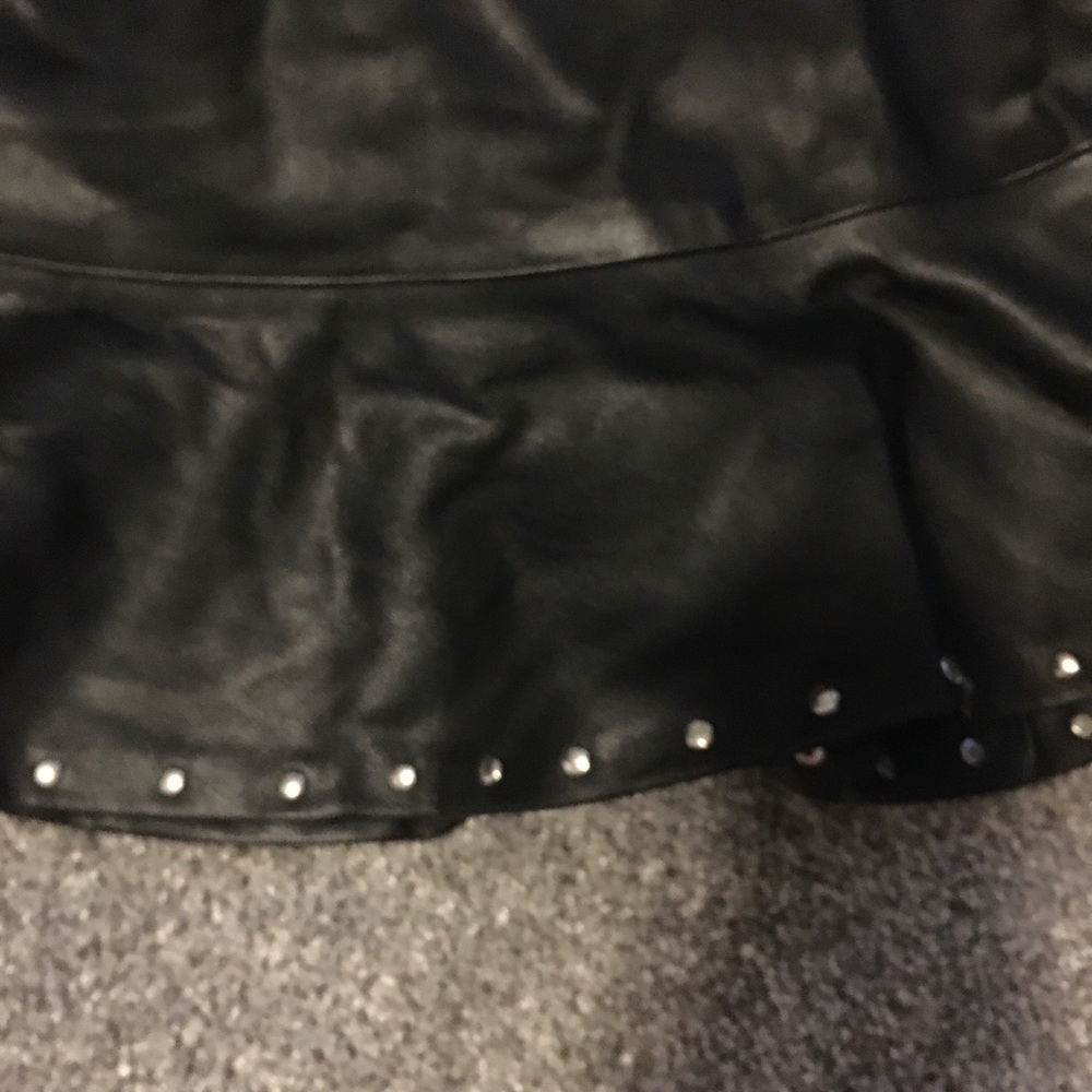 Faux leather black skirt-Size S-NWT - Picture 4 of 8
